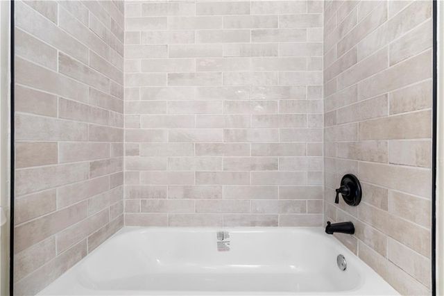 16 Barnesdale NE Way, Rome, GA 30161