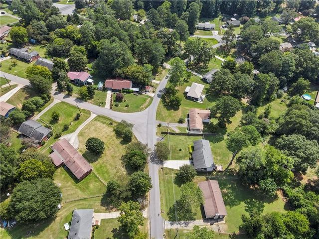 16 Barnesdale NE Way, Rome, GA 30161