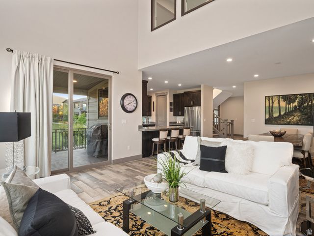 6389 E 820 S, Huntsville, UT 84317