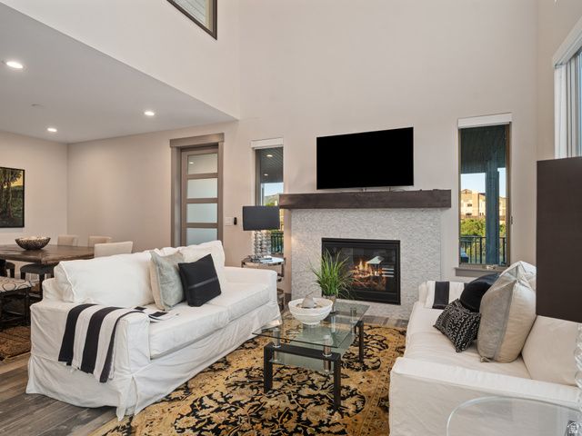 6389 E 820 S, Huntsville, UT 84317