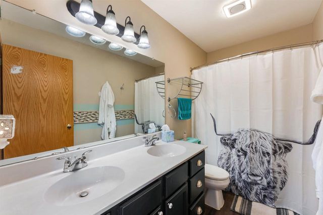 1320 Montclair Place, Fort Atkinson, WI 53538