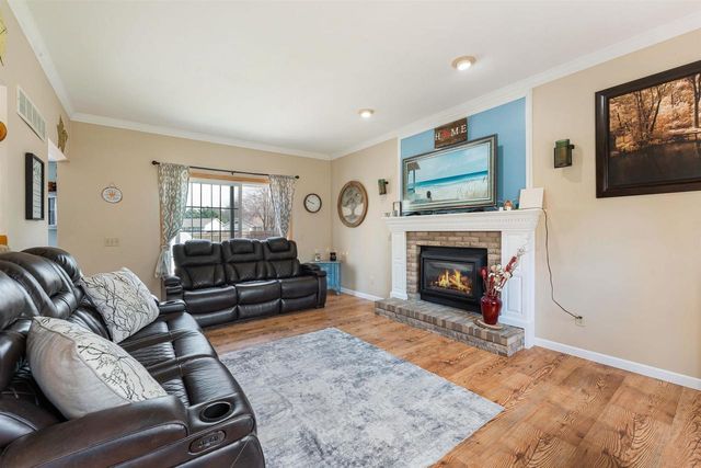 1320 Montclair Place, Fort Atkinson, WI 53538