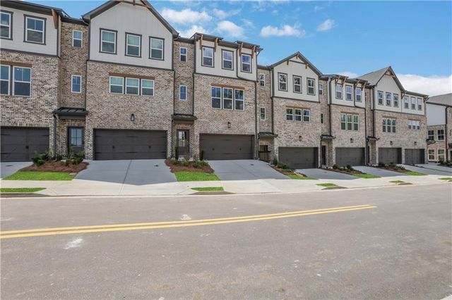 324 Sunset Hollow Street 23, Sugar Hill, GA 30518