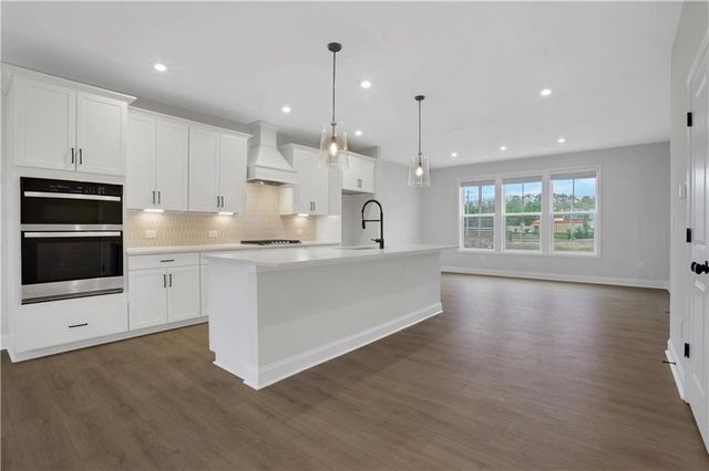 324 Sunset Hollow Street 23, Sugar Hill, GA 30518
