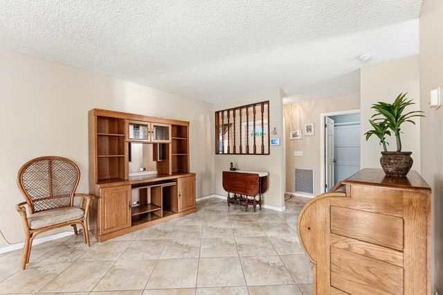 3643 Avenue Montresor, Delray Beach, FL 33445