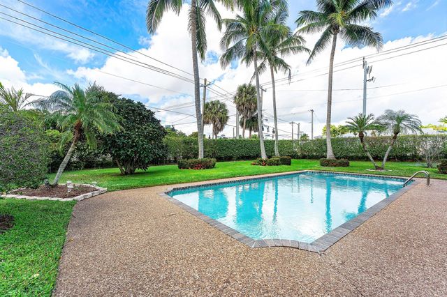 3643 Avenue Montresor, Delray Beach, FL 33445