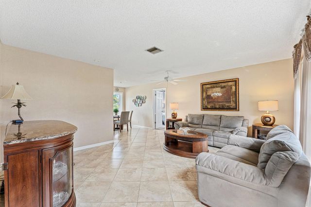 3643 Avenue Montresor, Delray Beach, FL 33445