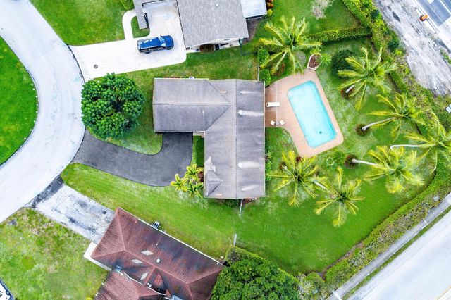 3643 Avenue Montresor, Delray Beach, FL 33445