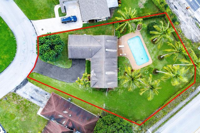 3643 Avenue Montresor, Delray Beach, FL 33445