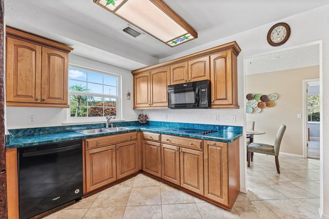 3643 Avenue Montresor, Delray Beach, FL 33445