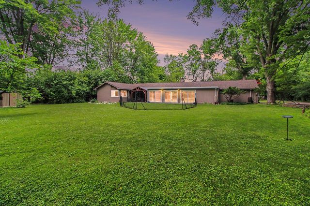 20761 W 13 Mile Road, Beverly Hills Vllg, MI 48025