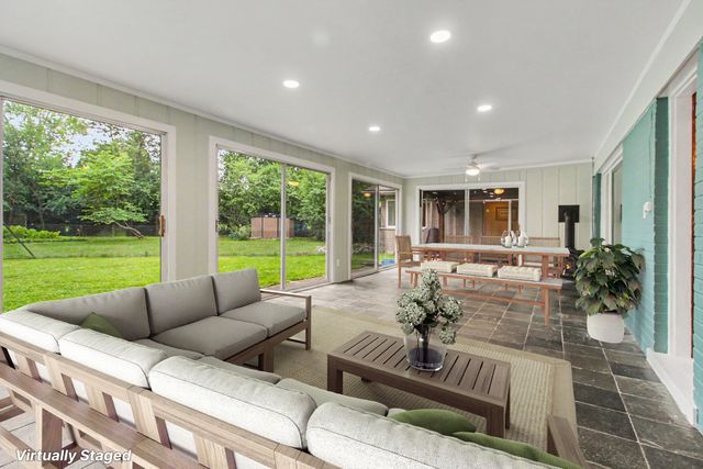 20761 W 13 Mile Road, Beverly Hills Vllg, MI 48025