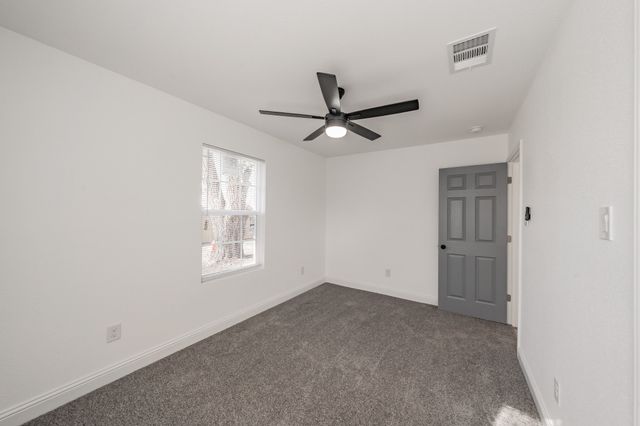 207 N Hickory Street, Venus, TX 76084