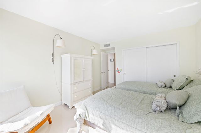 3800 Galt Ocean Drive 1410, Fort Lauderdale, FL 33308