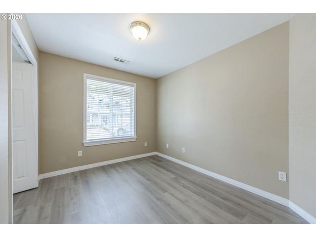 6876 SIMEON Dr, Springfield, OR 97478