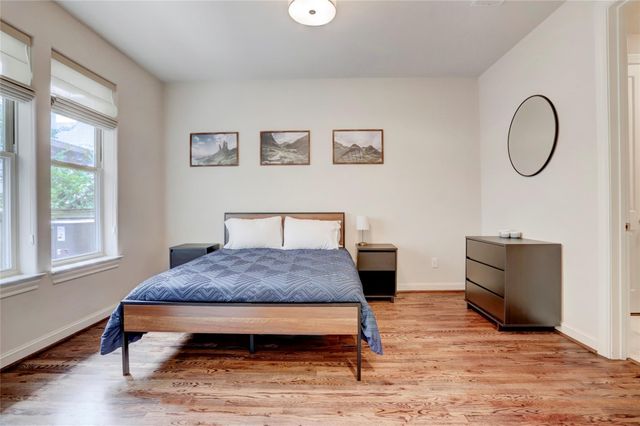 1348 W 25th Street, Houston, TX 77008