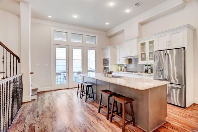 1348 W 25th Street, Houston, TX 77008