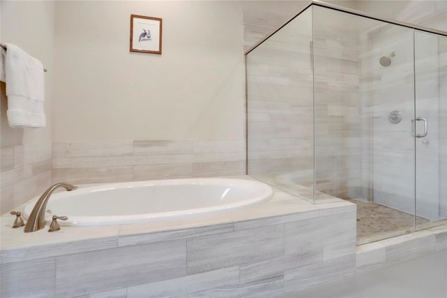 1348 W 25th Street, Houston, TX 77008