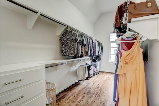 1348 W 25th Street, Houston, TX 77008