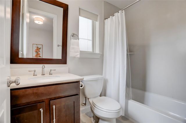 1348 W 25th Street, Houston, TX 77008