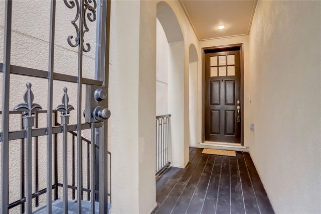 1348 W 25th Street, Houston, TX 77008