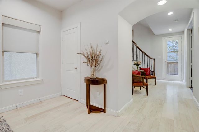 1348 W 25th Street, Houston, TX 77008