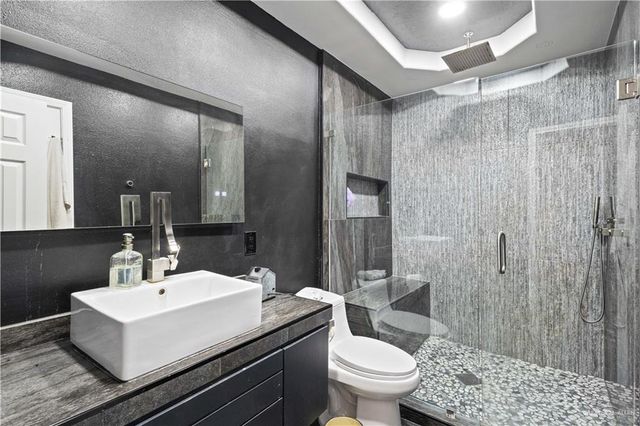 415 S Eighth Street, Hidalgo, TX 78557