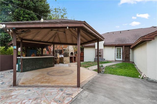 415 S Eighth Street, Hidalgo, TX 78557