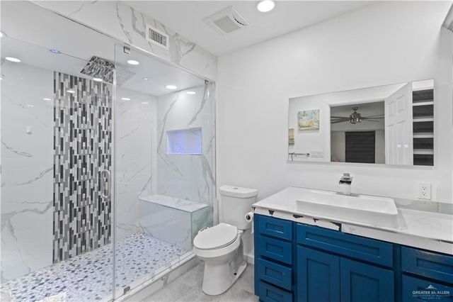 415 S Eighth Street, Hidalgo, TX 78557