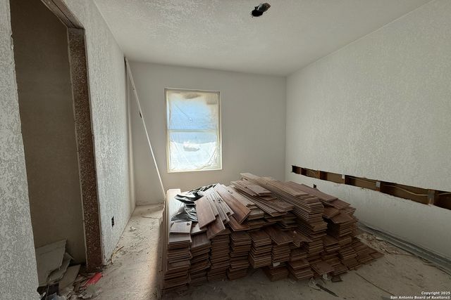 827 Clower, San Antonio, TX 78212