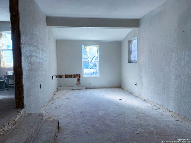 827 Clower, San Antonio, TX 78212