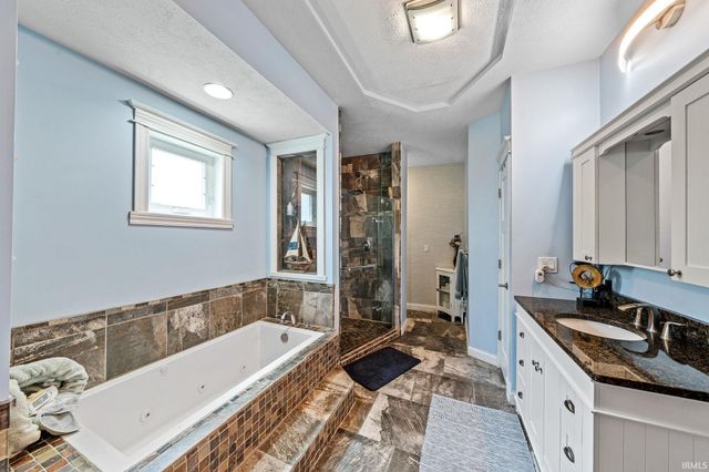 506 N Beech Road, Osceola, IN 46561