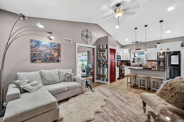 506 N Beech Road, Osceola, IN 46561