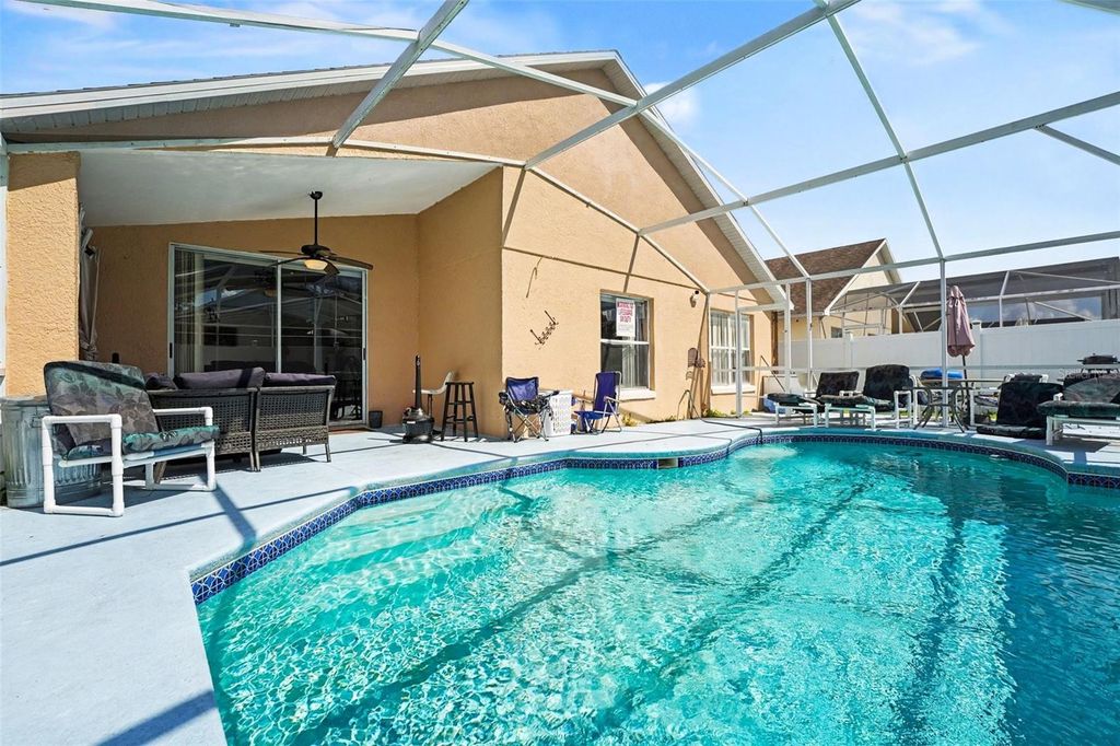 Image 22 of property listing at 4624 EAGLET LANE, Kissimmee, FL 34746