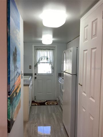 7701 STARKEY ROAD 704, Seminole, FL 33777