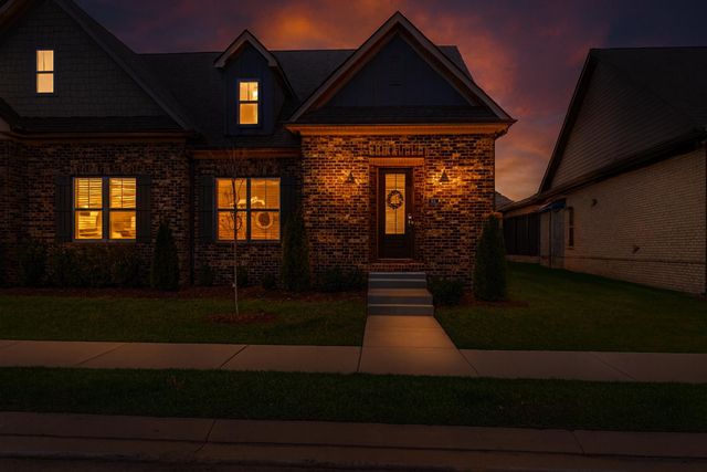 106 Nelson St, Gallatin, TN 37066