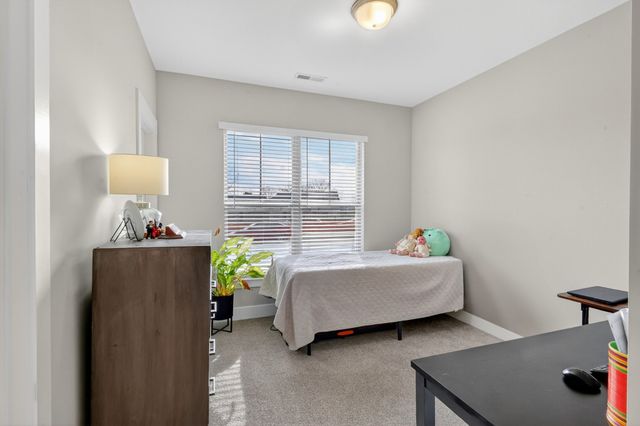 106 Nelson St, Gallatin, TN 37066