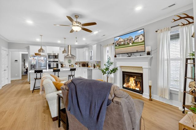 106 Nelson St, Gallatin, TN 37066