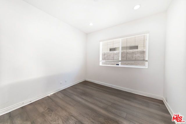 8541 Alcott Street 101, Los Angeles, CA 90035