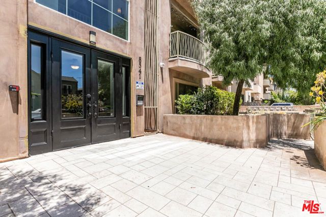 8541 Alcott Street 101, Los Angeles, CA 90035