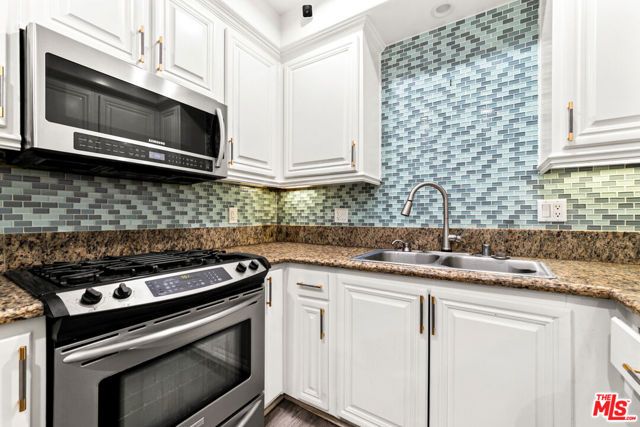 8541 Alcott Street 101, Los Angeles, CA 90035
