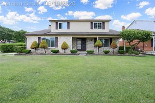 4788 Bloomfield Drive, Sterling Heights, MI 48310