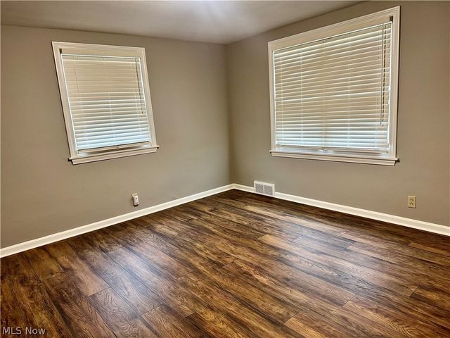 2173 Clearview Drive, Warren, OH 44483