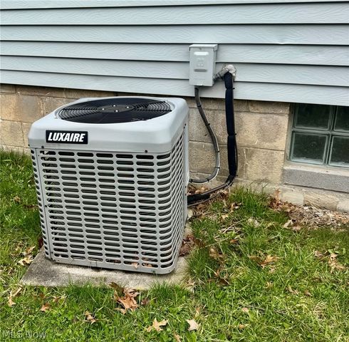 2173 Clearview Drive, Warren, OH 44483