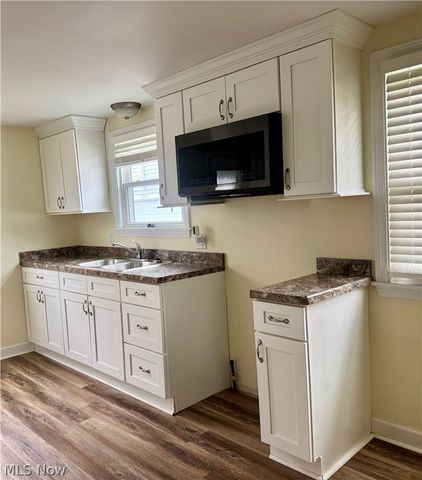 2173 Clearview Drive, Warren, OH 44483