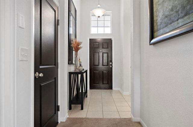 5837 Bianca DR, Round Rock, TX 78665