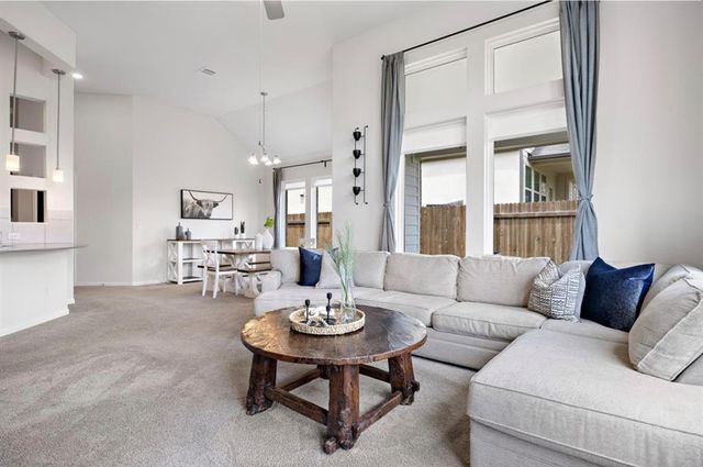 5837 Bianca DR, Round Rock, TX 78665