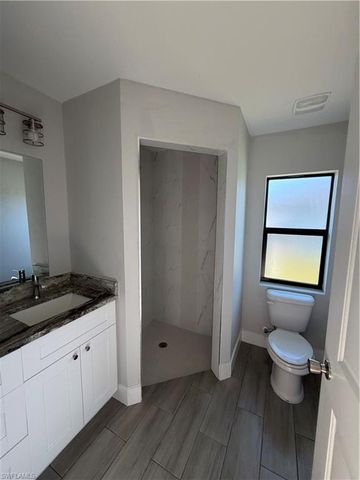 2601 43rd ST SW, Lehigh Acres, FL 33976