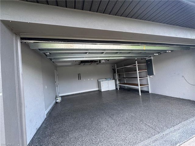 2601 43rd ST SW, Lehigh Acres, FL 33976