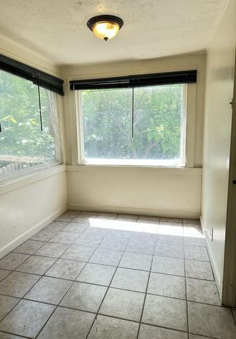 5037 N 32nd STREET, Milwaukee, WI 53209